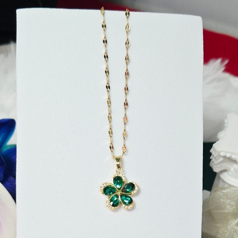 Emerald Green CZ Flower Necklace Gold Plated May Birthstone Floral Pendant Gift - Picture 5 of 9
